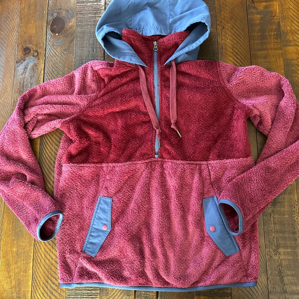 Marmot Red Fleece Hoodie with Blue Accents